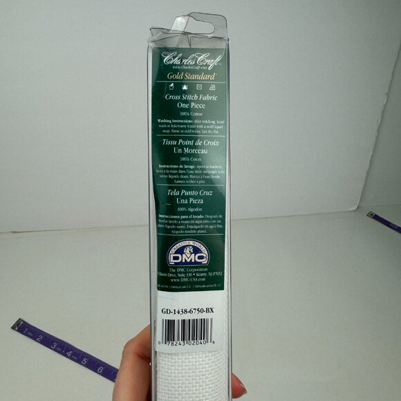 Charles Craft Creative World DMC White Aida 14 Count Cross Stitch Cloth 20x24in - Picture 5 of 16